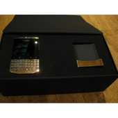 NEW BLACKBERRY Z10,APPLE IPHONE 5 & BLACKBERRY PORSCHE P9981 GOLD